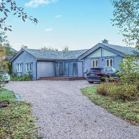 Beautiful In Torvikbygd With Wifi Holiday home