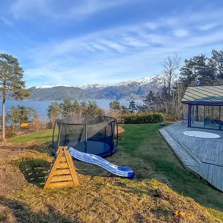 Beautiful In Torvikbygd With Wifi Holiday home